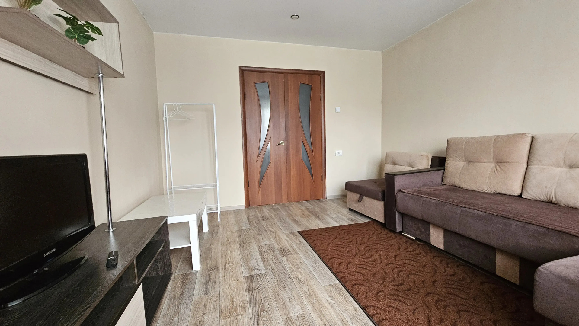 Квартира Просторная двухкомнатная