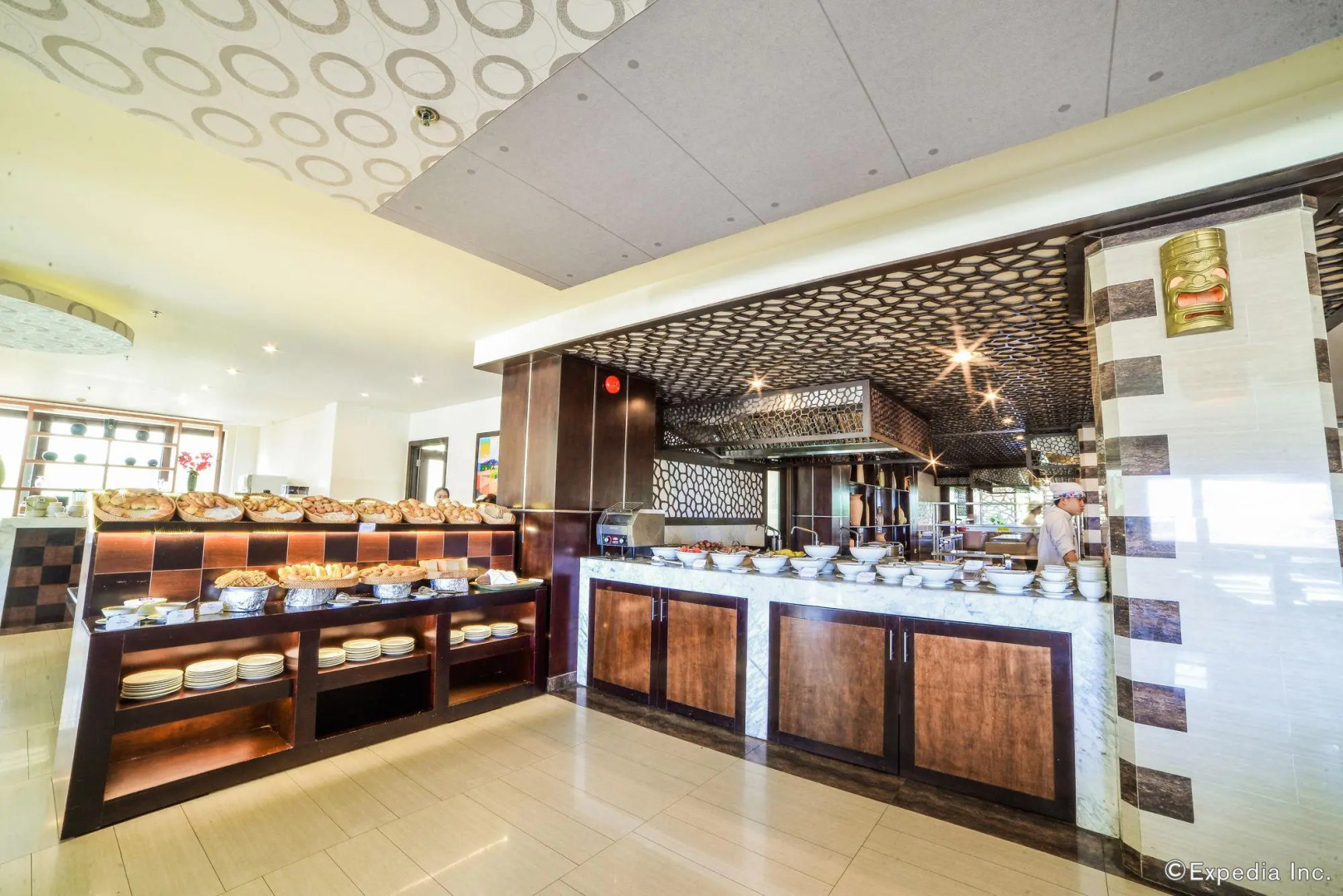 Отель Olalani Resort and Condotel