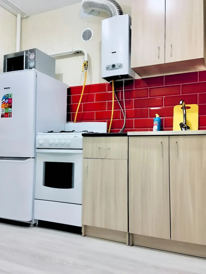 Квартира 2-комнатная с раздельными комнатами на Ленина 42