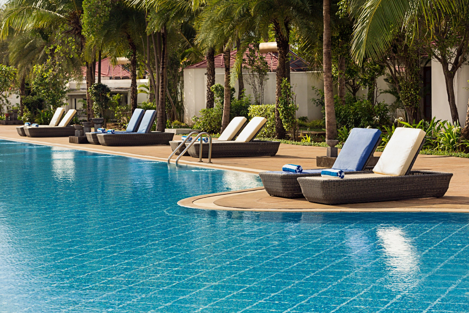 Отель Chariot Beach Resorts