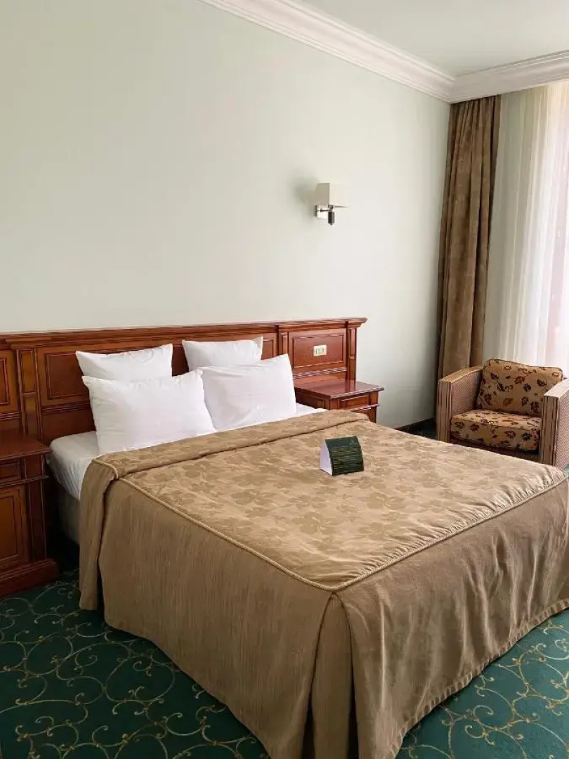 Отель Hotel Russia