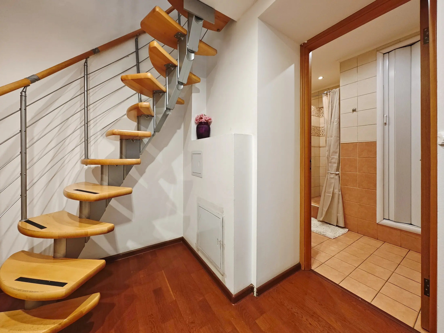 Апартаменты Невский 18 Николь и Мишель