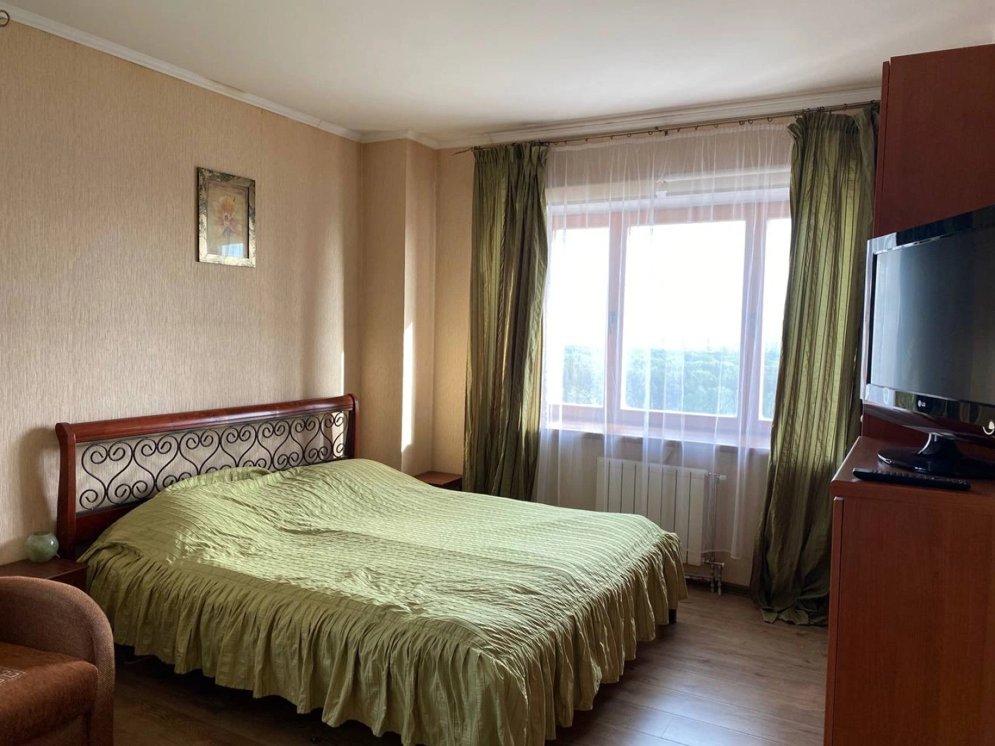 Квартира Cолнечная, уютная квартира 50кв.м рядом с метро