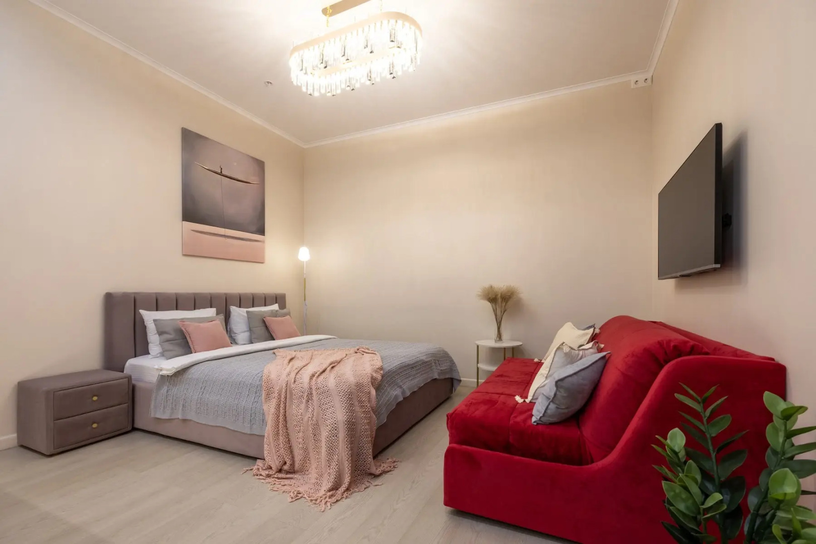 Апартаменты Алис Sun-Kissed Interiors