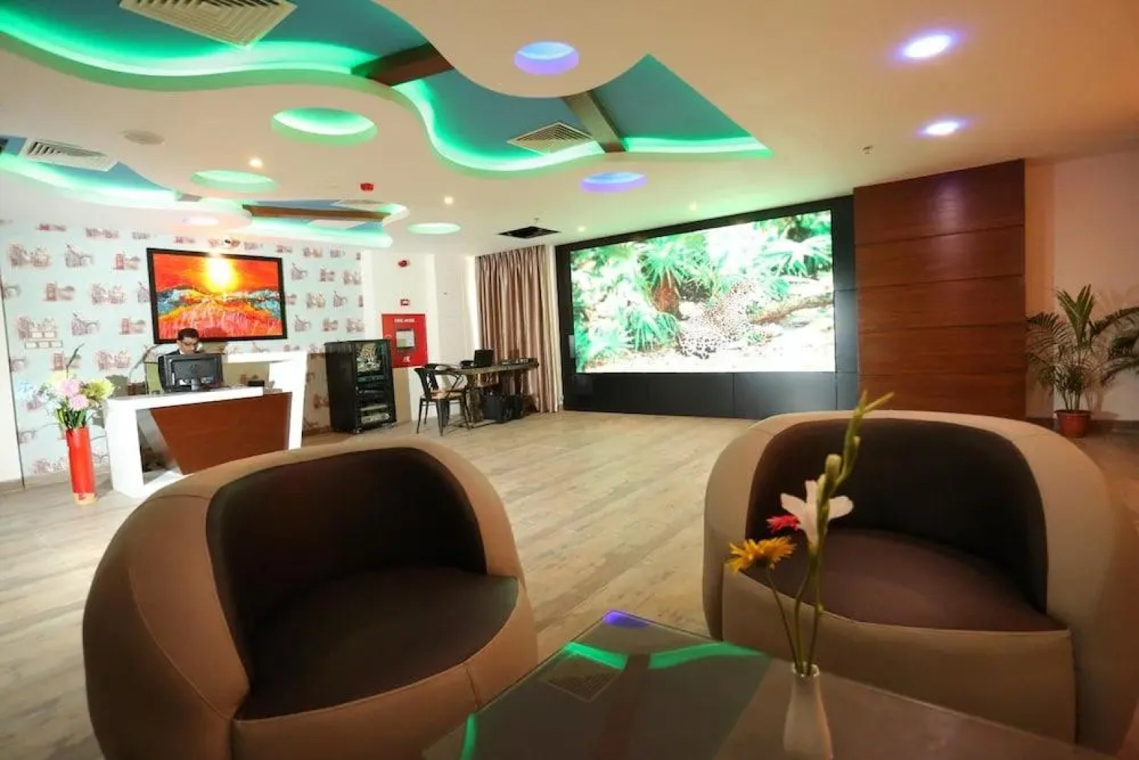 Отель Zabeer Hotel International