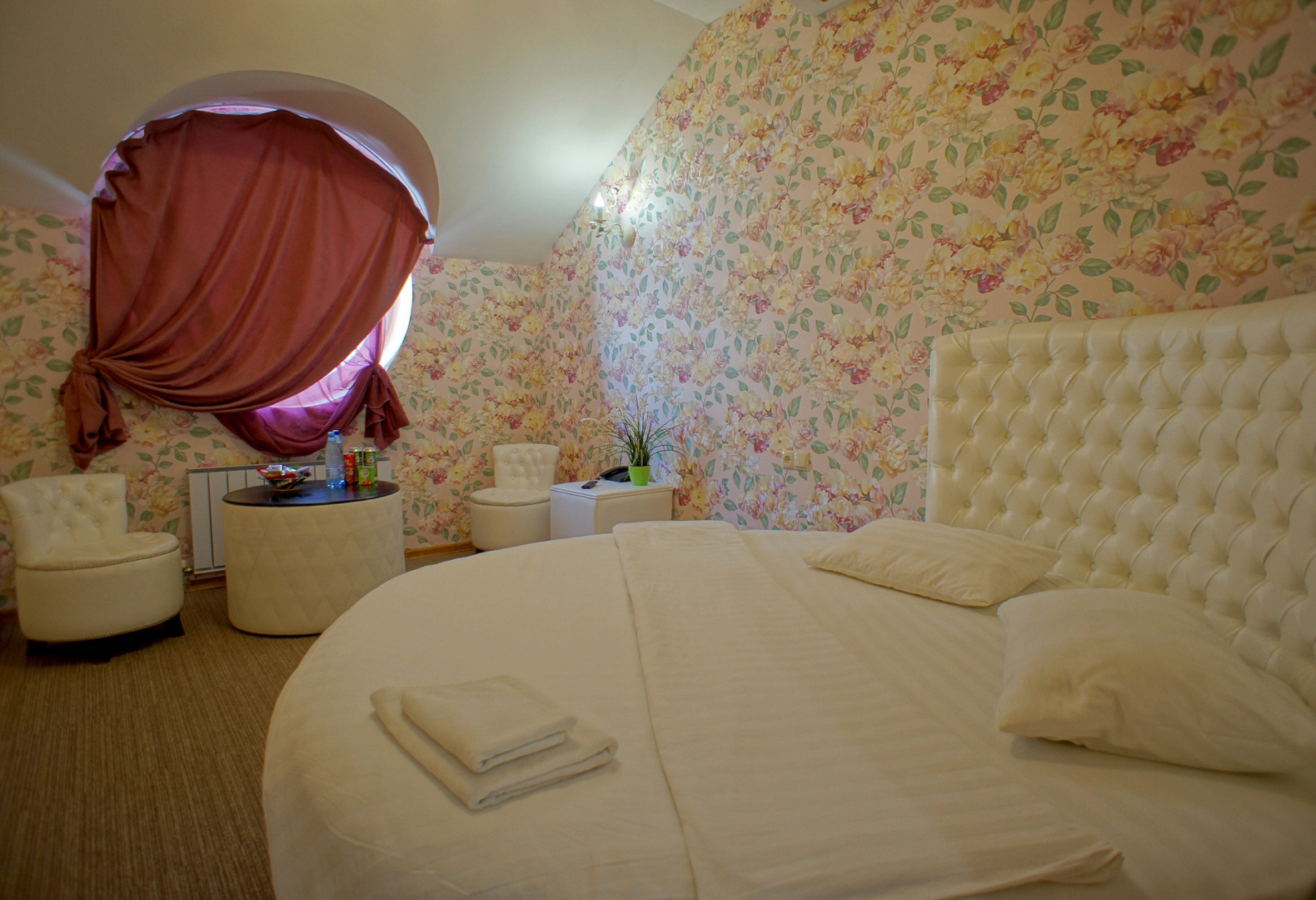 Отель MARTON Волга