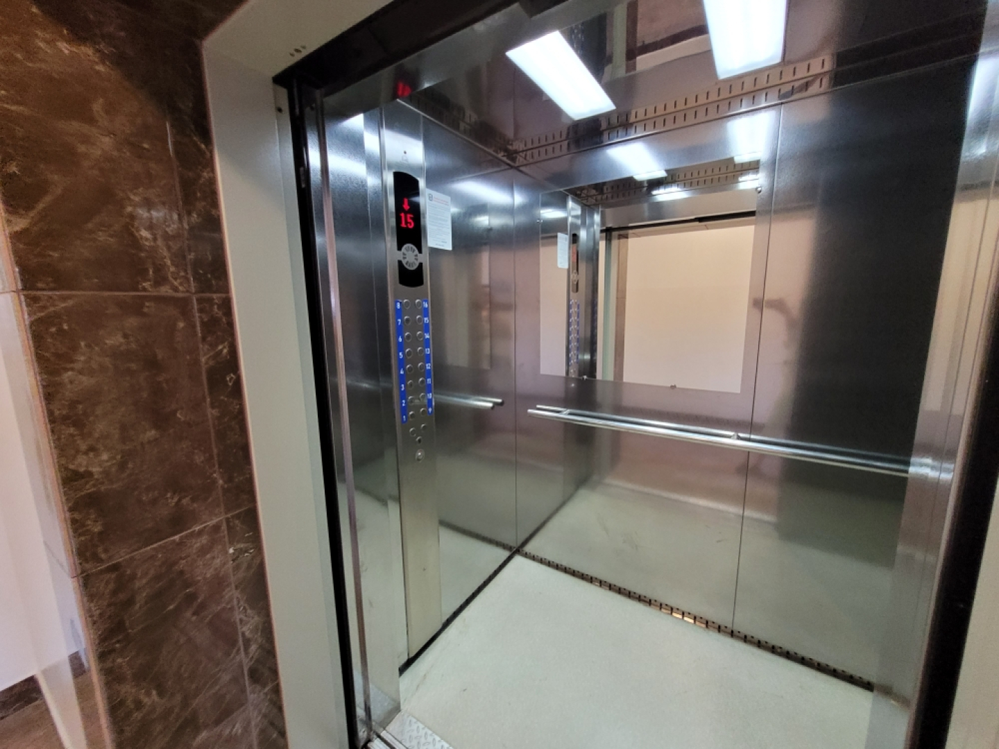 Апартаменты СИБИРЬ HOUSE панорамные окна центр