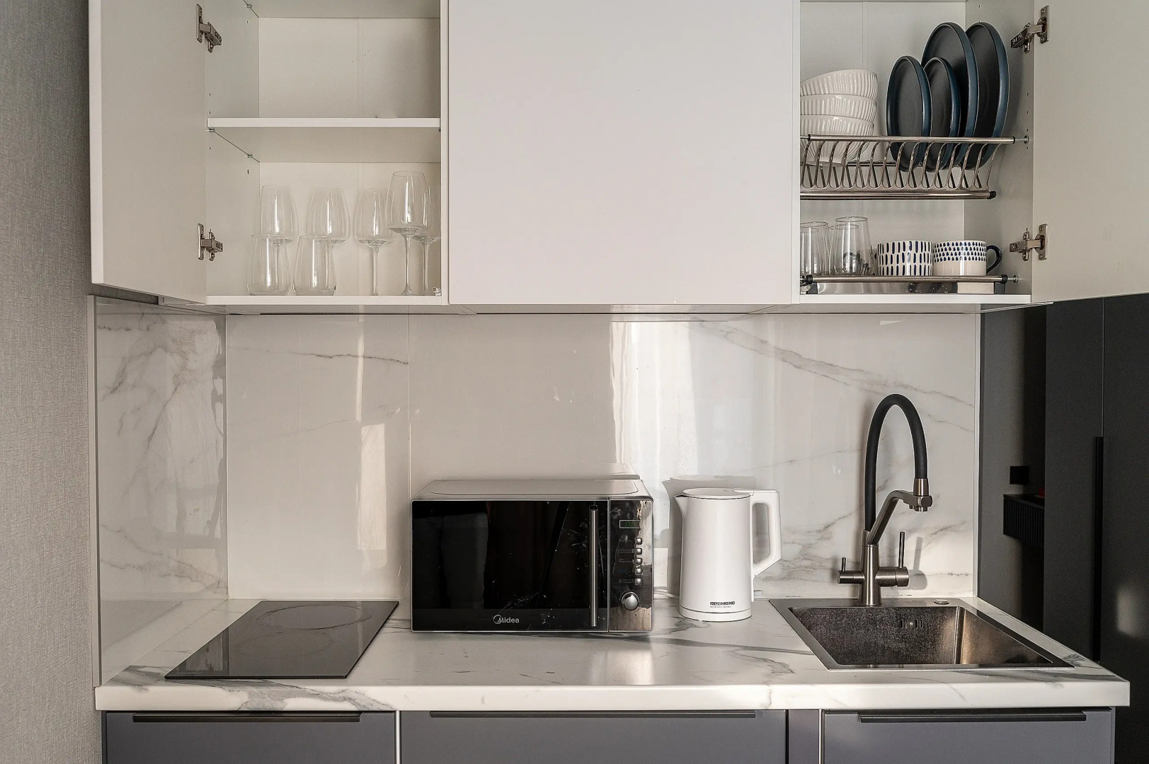 Квартира Red Blush Apart