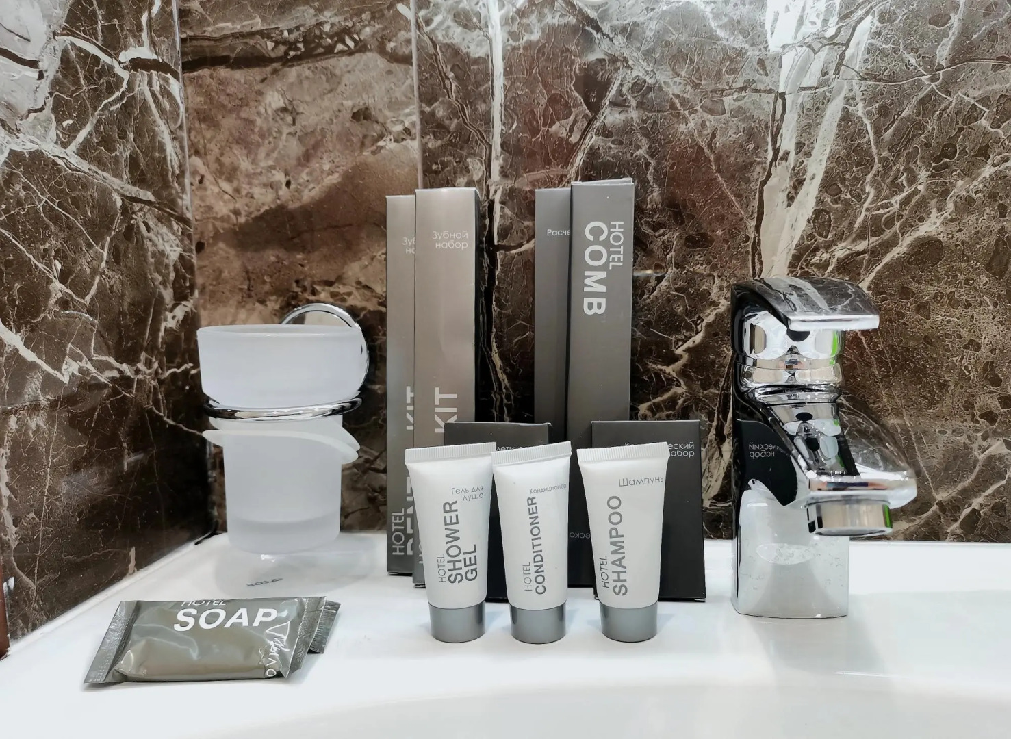 Отель Арион