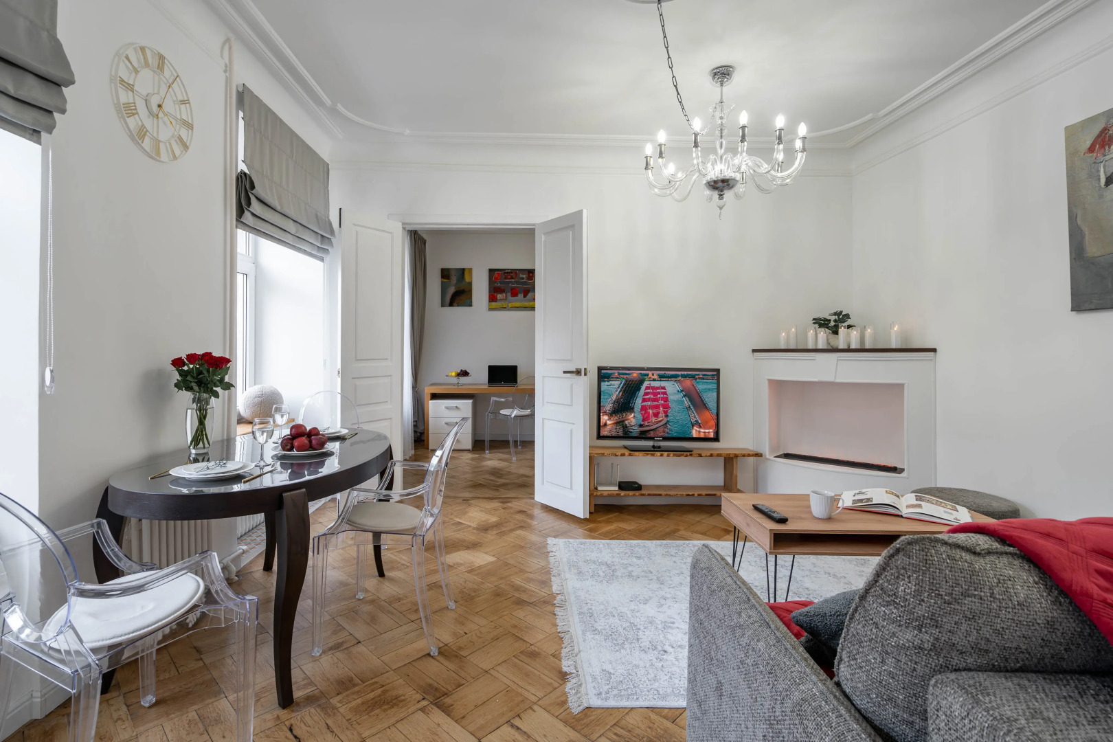 Апартаменты KeysSpb на Кузнечном