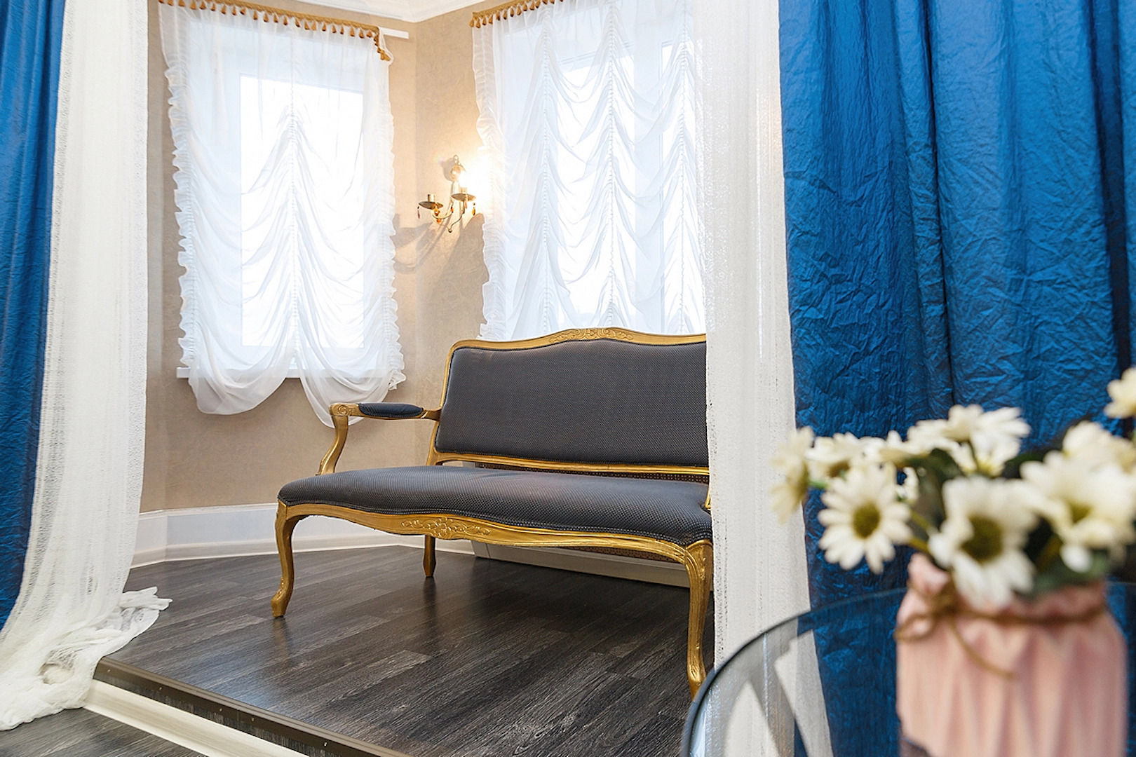 Апартаменты двухкомнатные с видом на Волгу на ул.К.Маркса 44, м.Стрелка. Сова-Дом