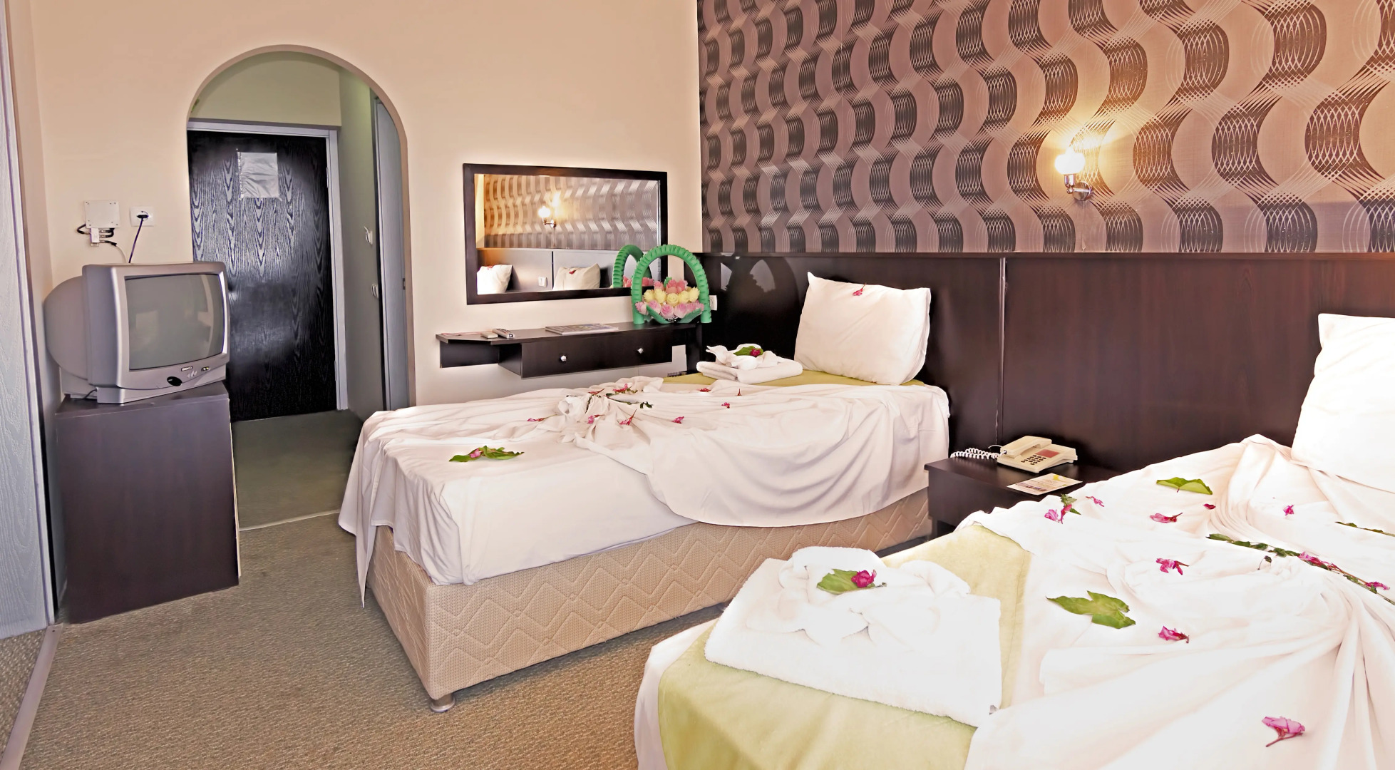 Отель Green Gold