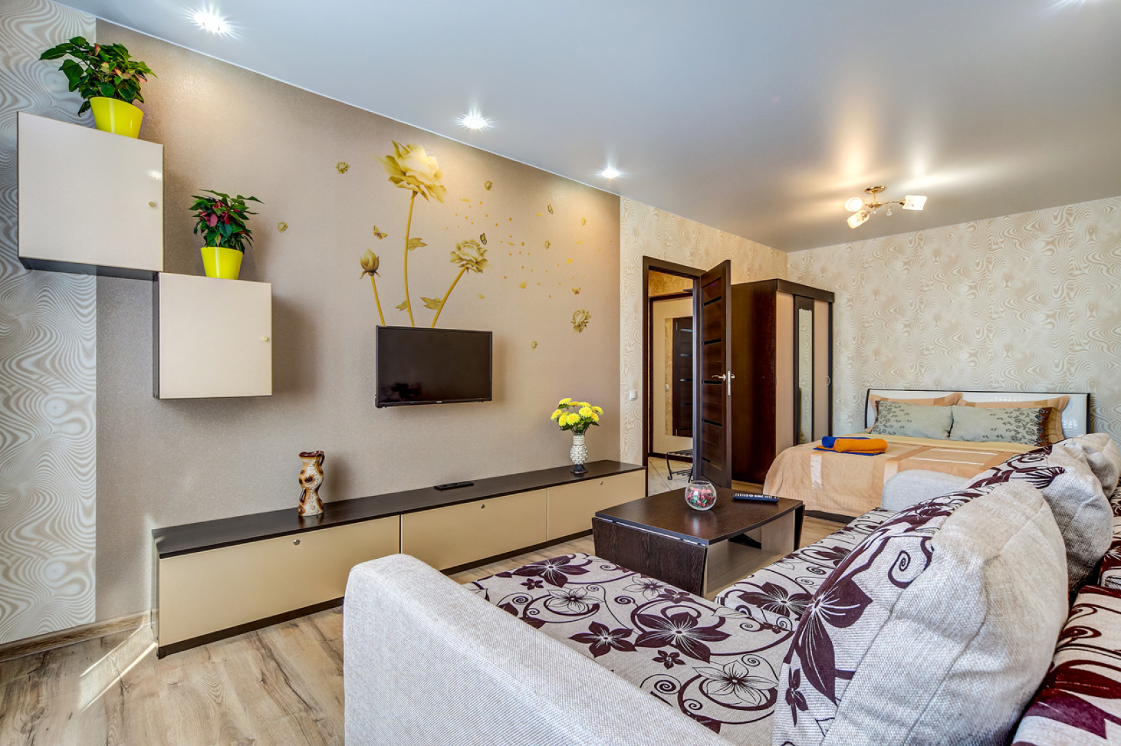 Апартаменты с 1 спальней и балконом