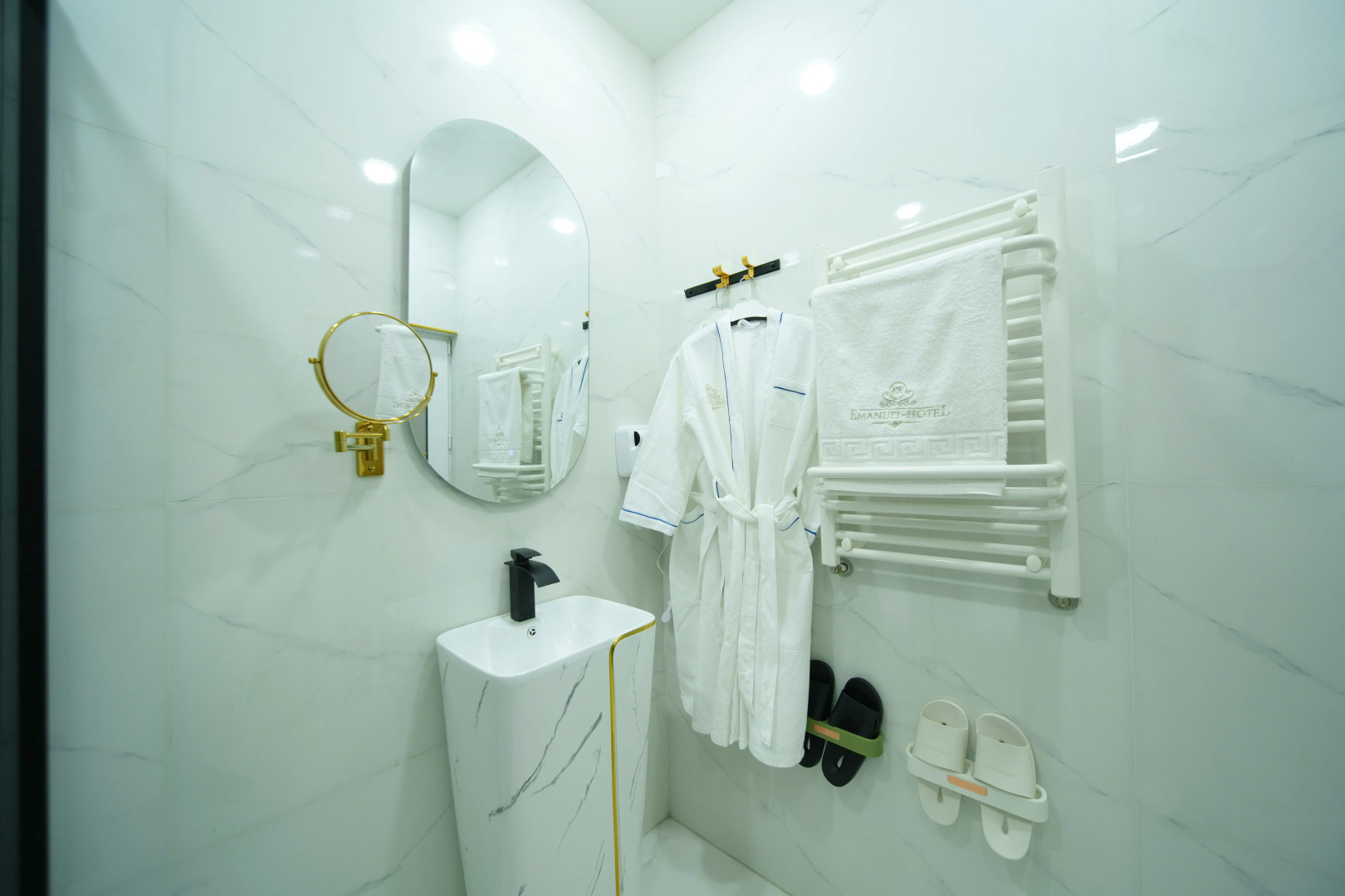 Отель Emmanuel Hotel Yerevan