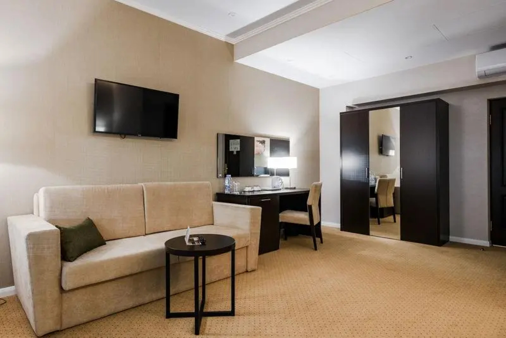 Отель Россвик