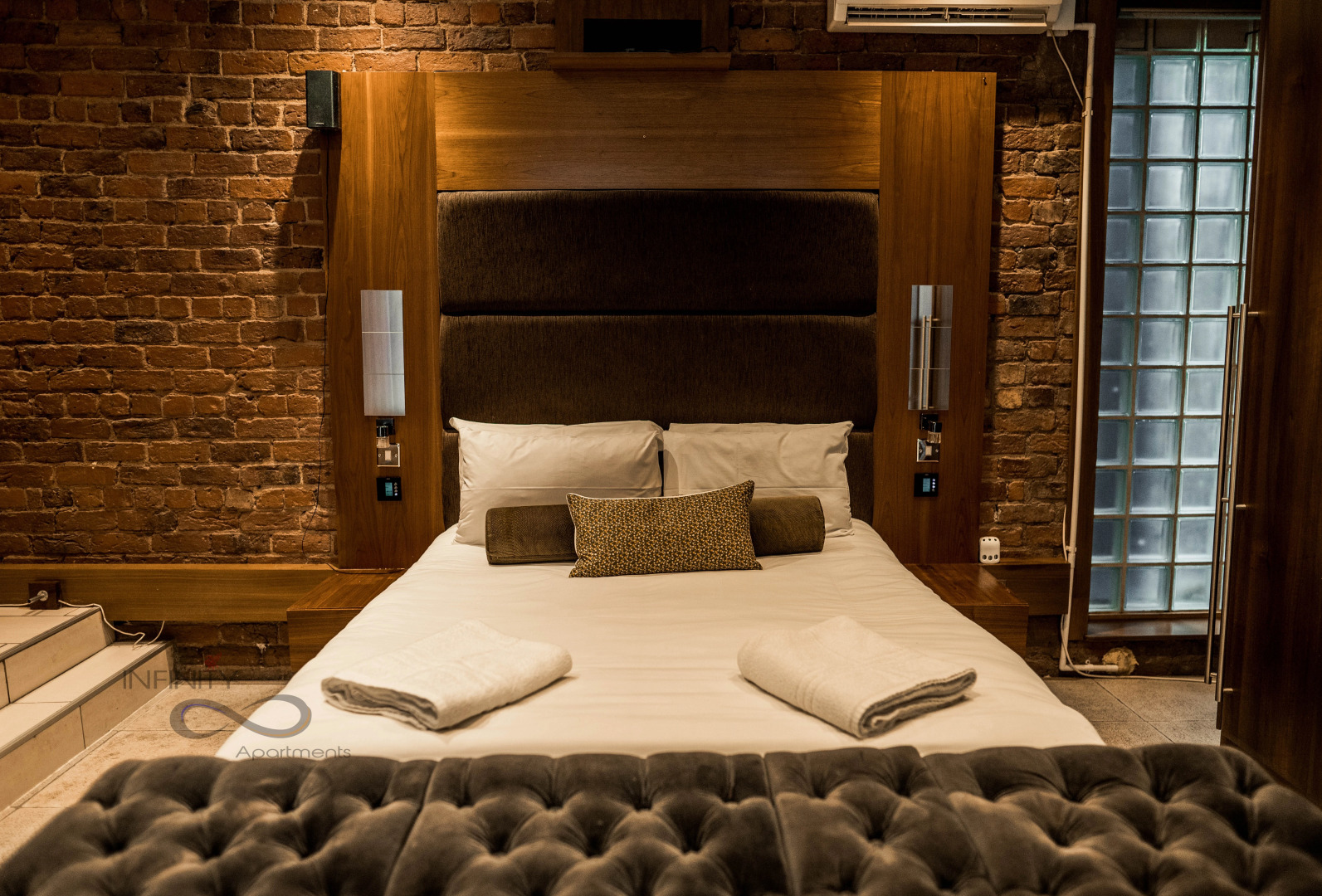 Апартаменты Infinity Victoria Street