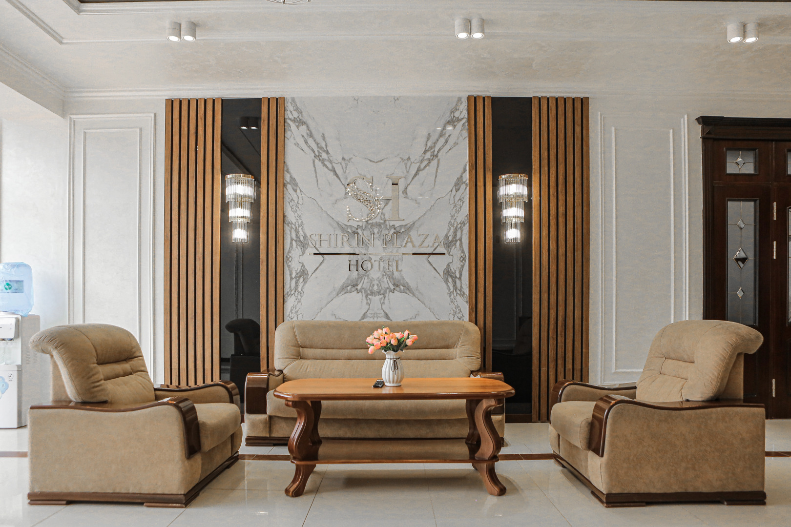 Отель Ширин Плаза