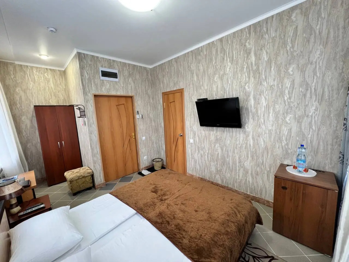 Отель Викинг