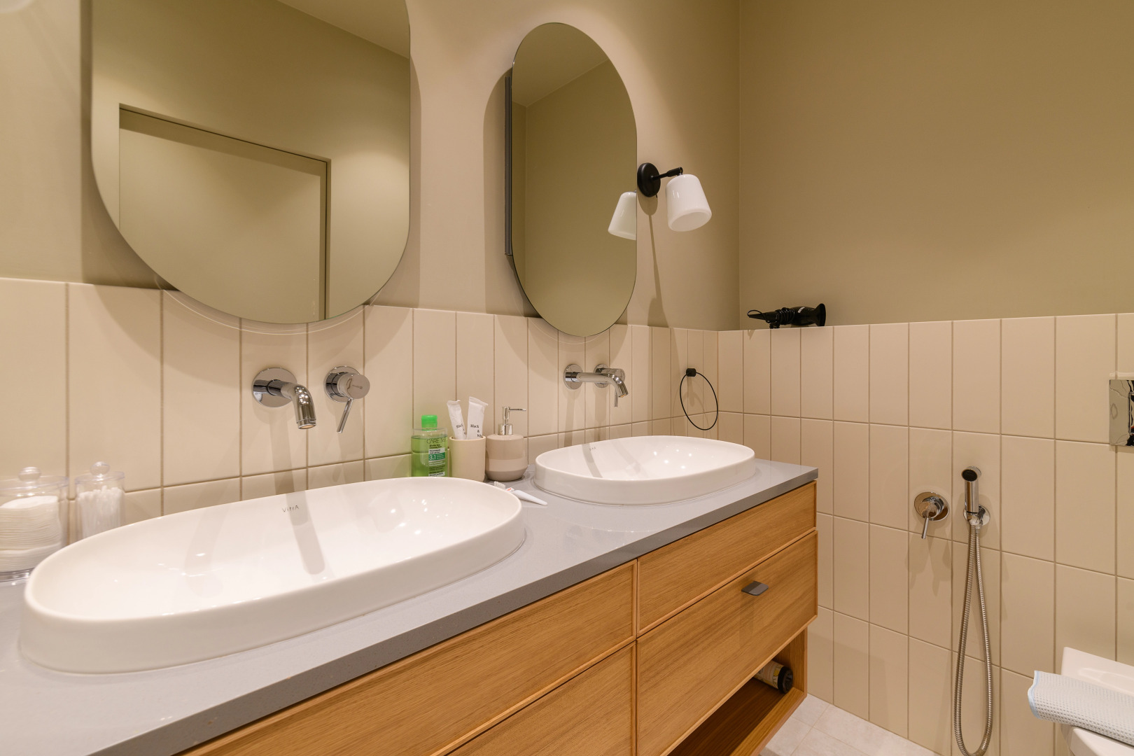 Апартаменты ДВА ГОРОДА - на Набережной