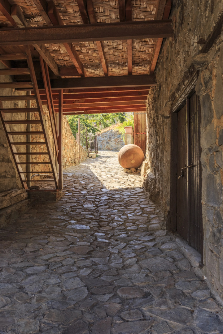 Мини-Отель Hadjikyprianou Museum Studio