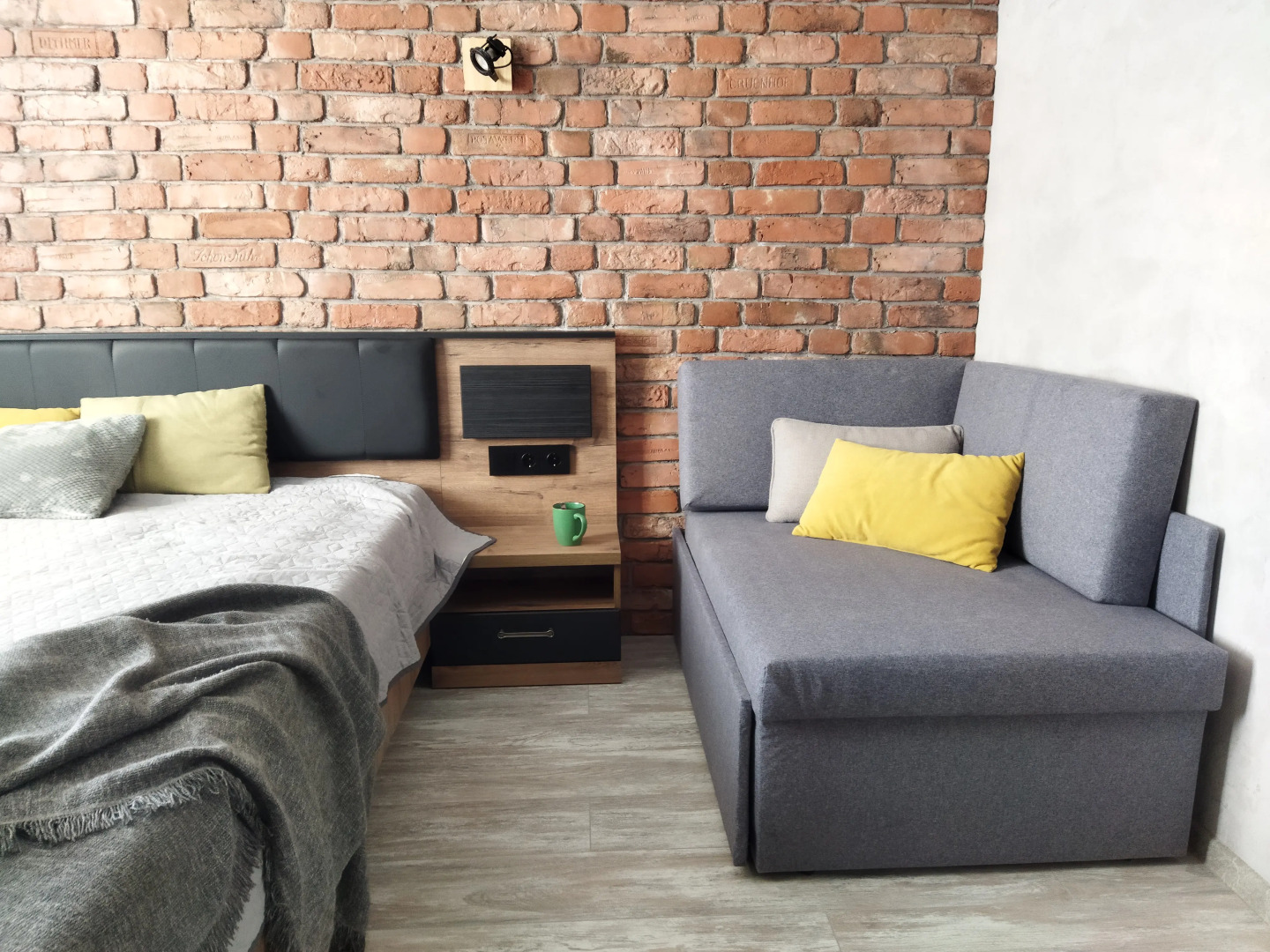 Апартаменты Стоп.Снято! Лофт с балконом