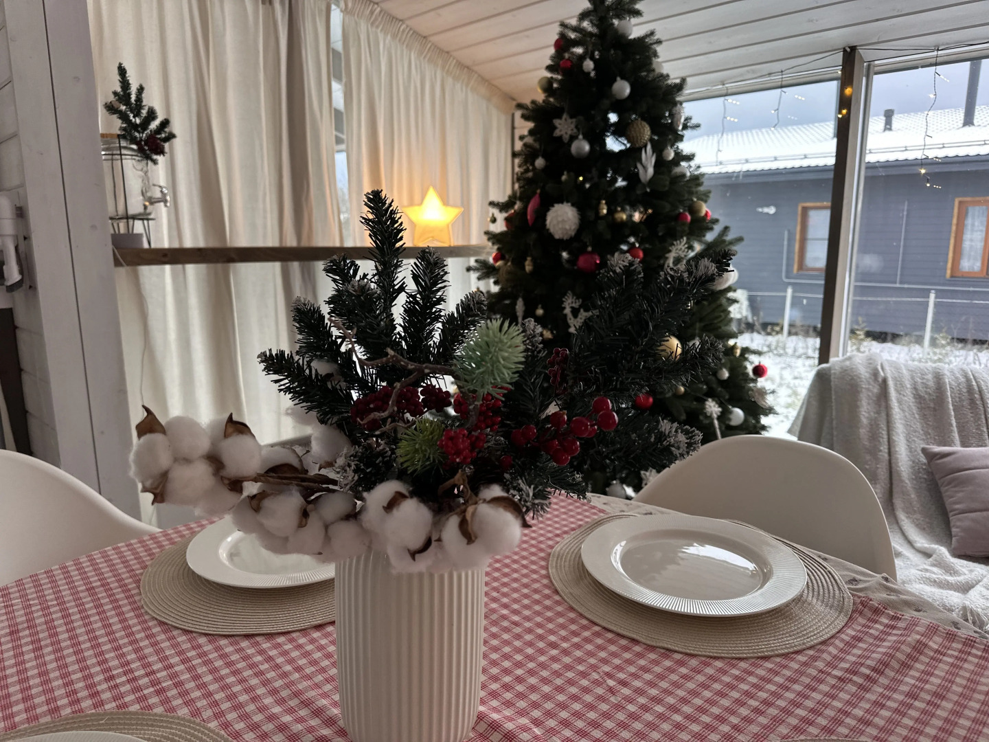 Частный дом уютный дубль у леса и поля