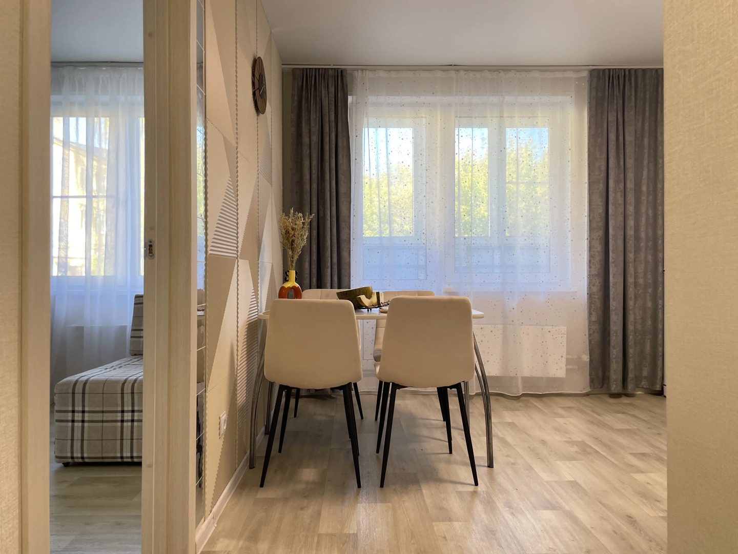 Квартира Максим д.1