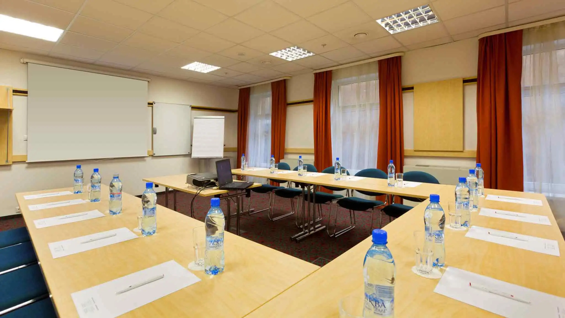 Ирис Санкт–Петербург Центр