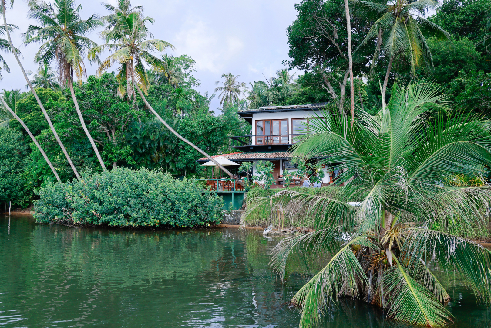 Вилла South Point Cottage 3 bedrooms Lake front