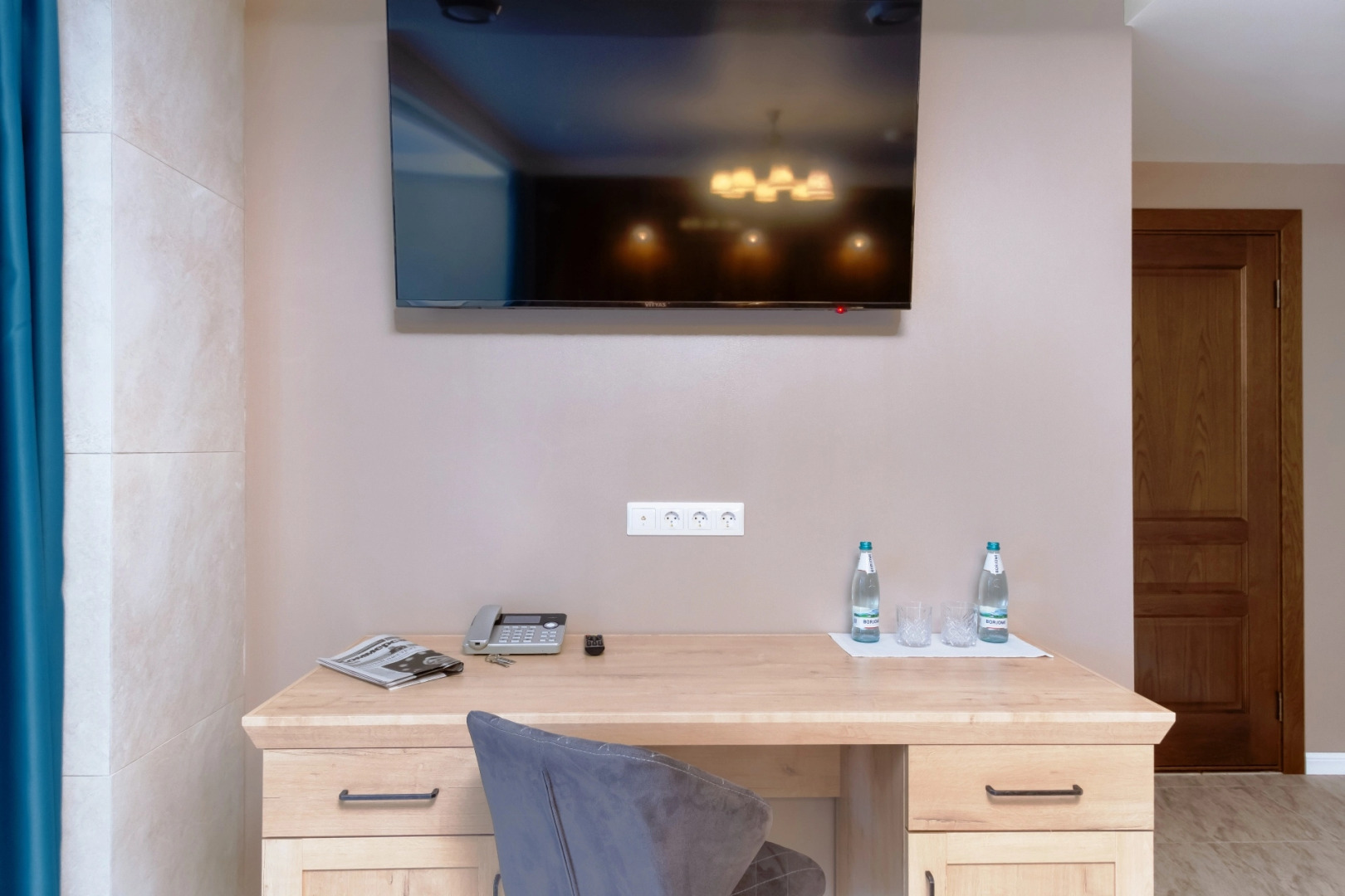 Отель Дискавери