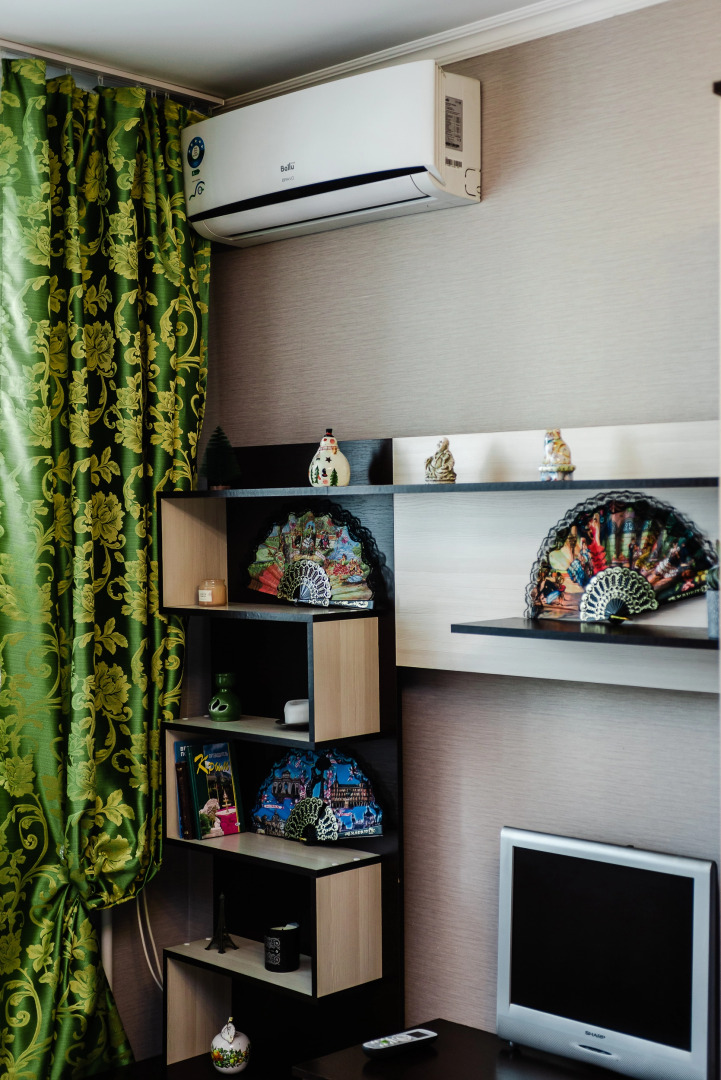 Апартаменты у метро с видом на писательский городок