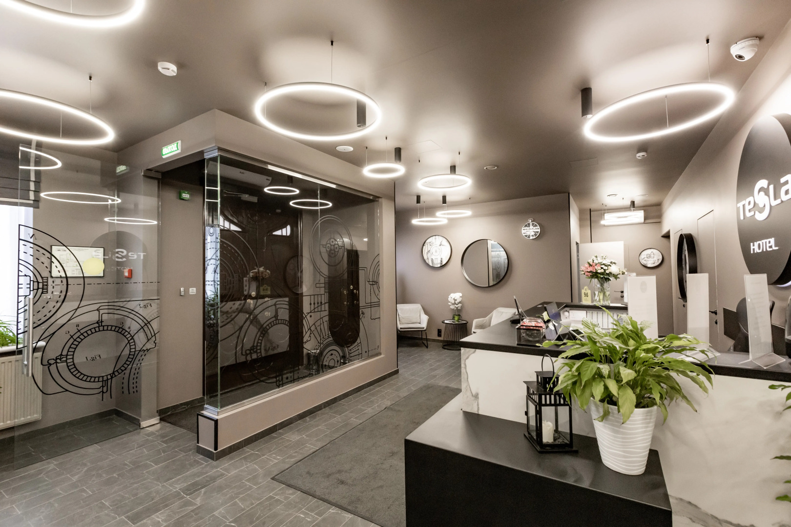 Отель Тесла