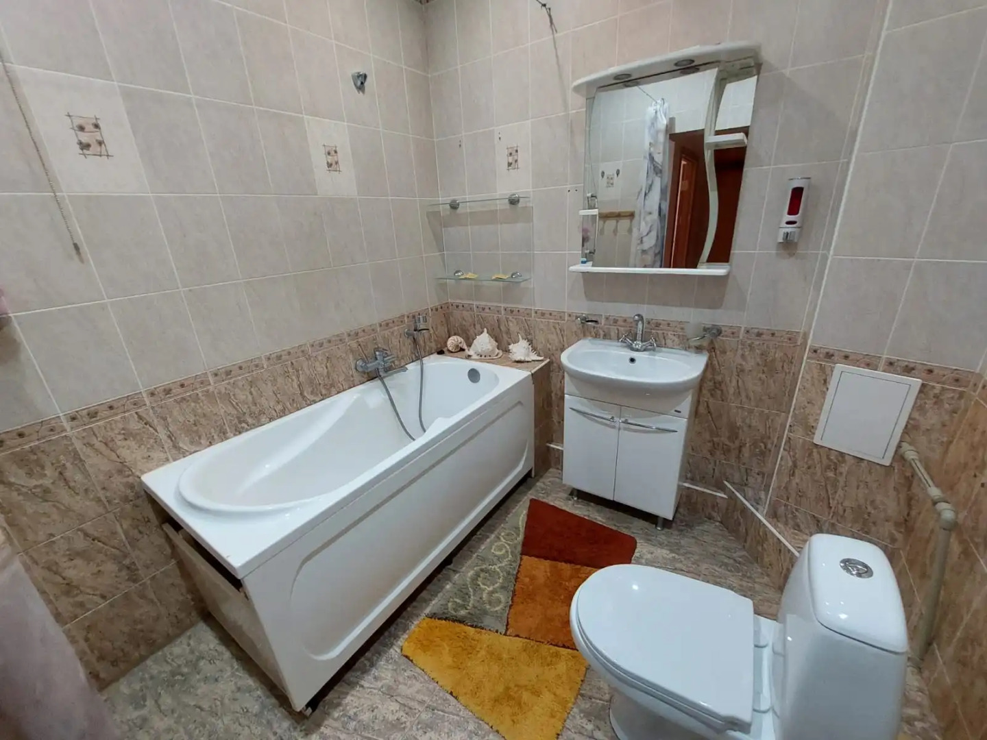 Квартира Чистая и уютная  в центре