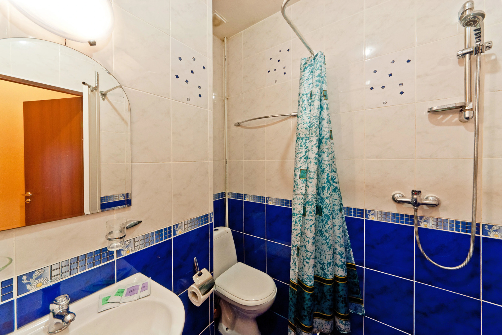 Мини-Отель Лео-Лина