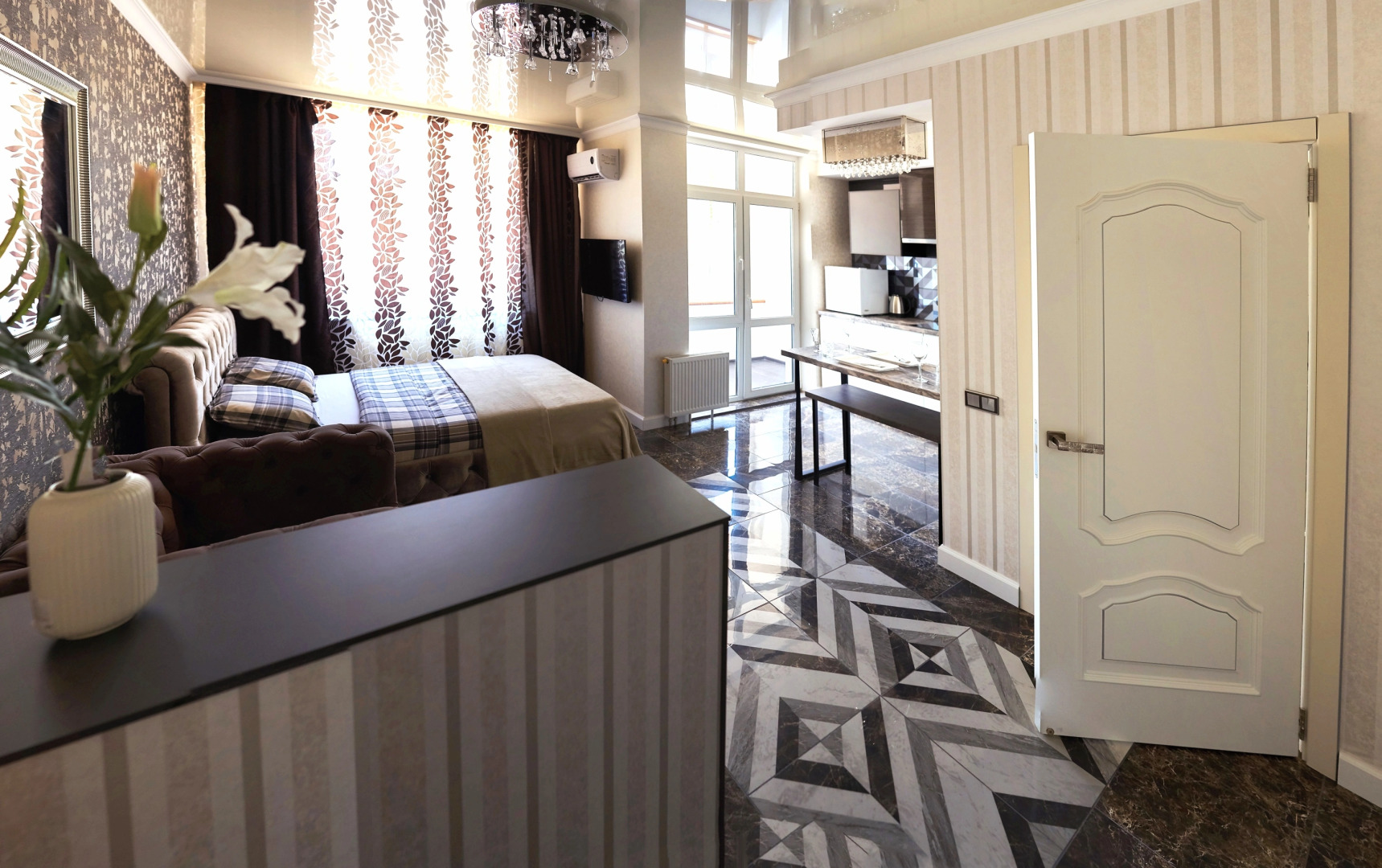 Апартаменты 009_Коммунистическая 109