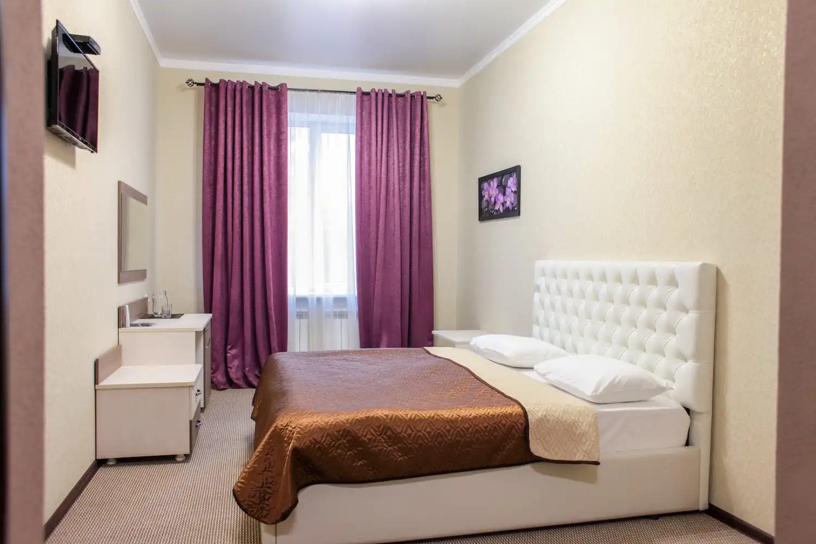 Отель Джулия