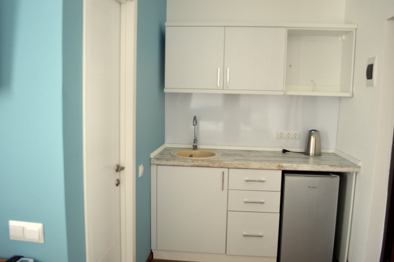 Отель Черноморский