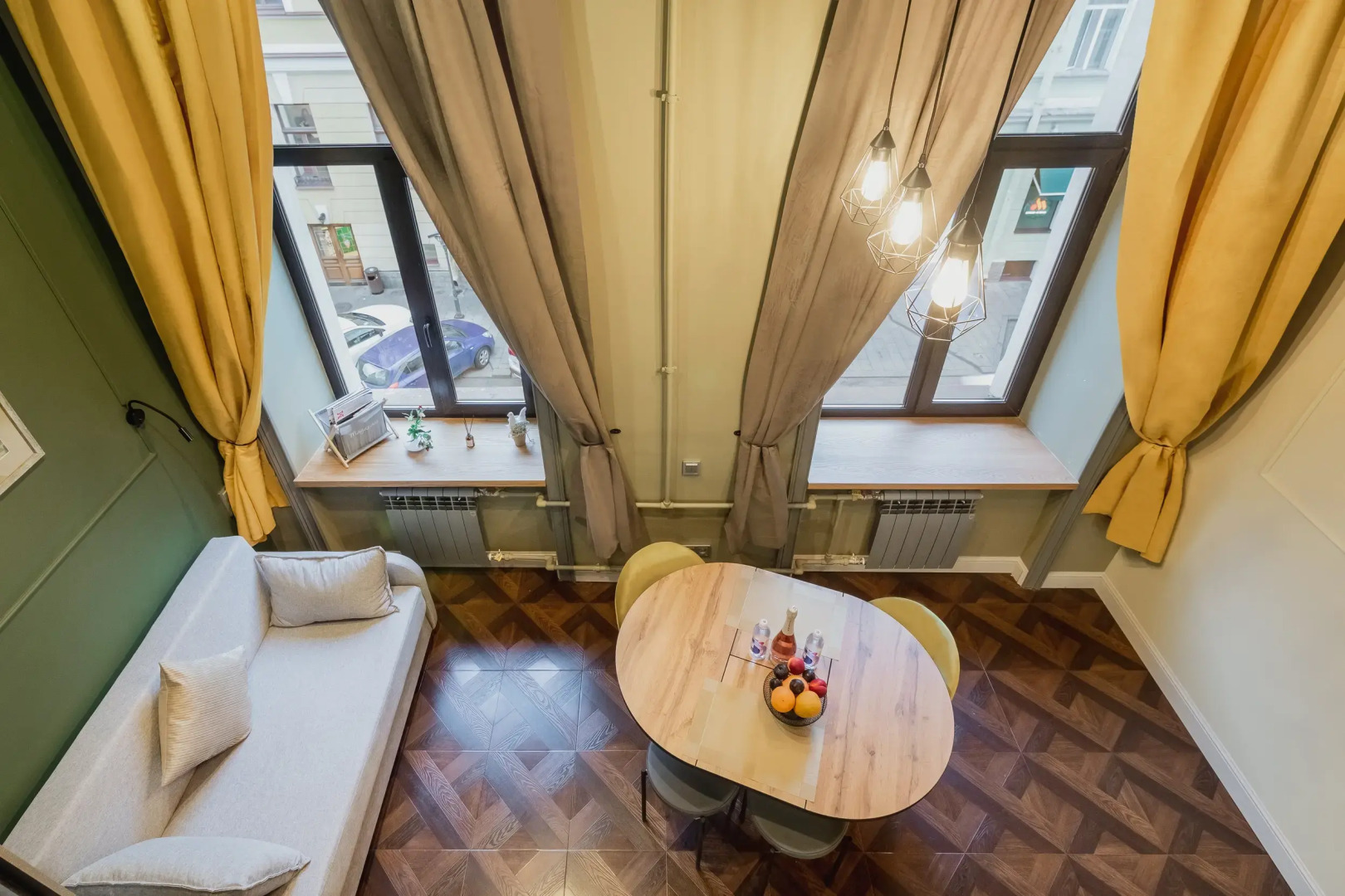 Апартаменты в Сердце Петербурга с колонкой Алиса