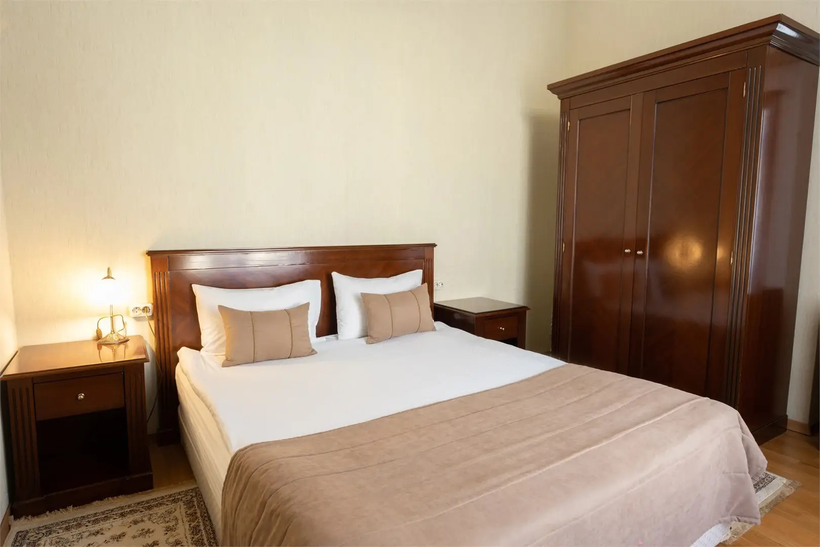 Квартира двухкомнатная Марсово Поле