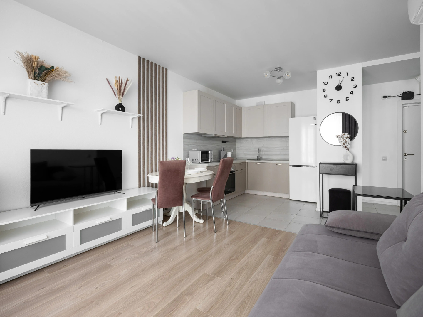 Квартира Евродвушка у метро Филатов Луг