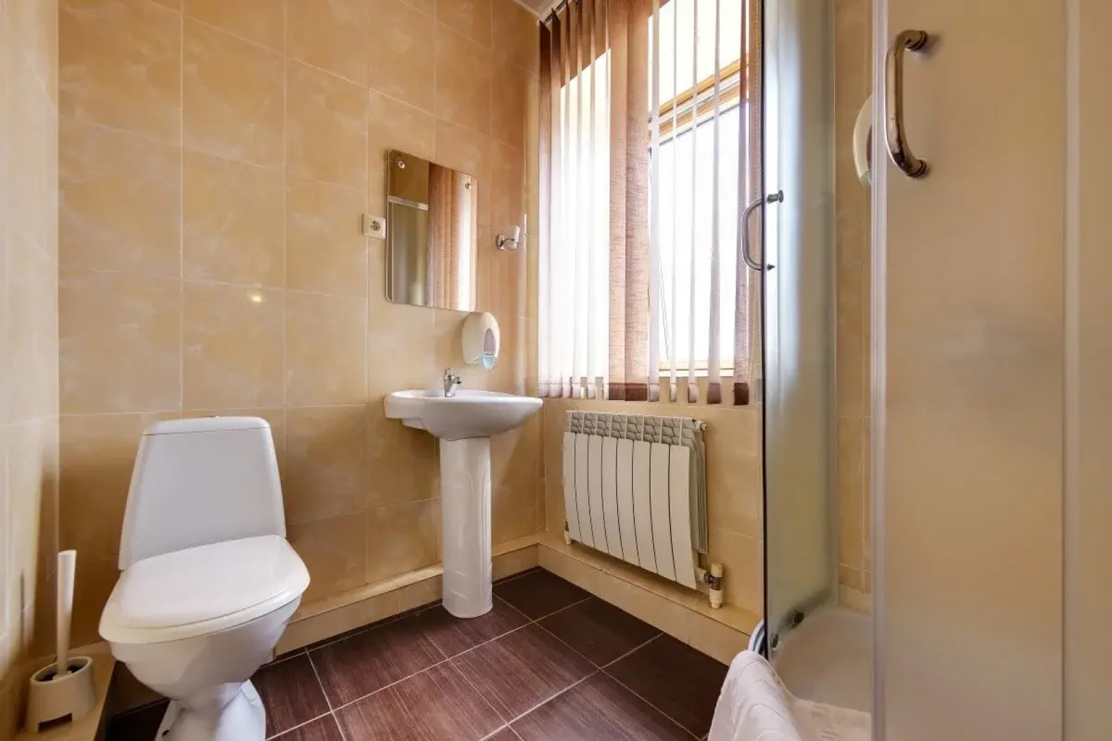 Отель Мартон Дона