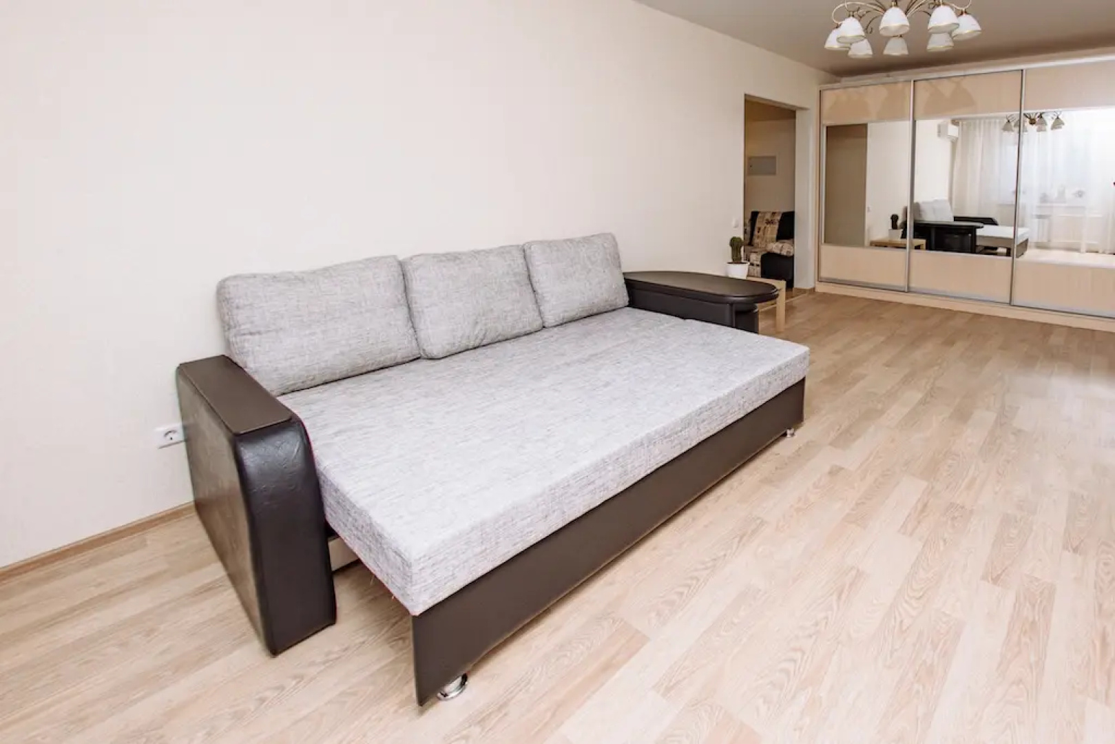 Апартаменты One-bedroom in the center of Orenburg Lukiana Popova 103