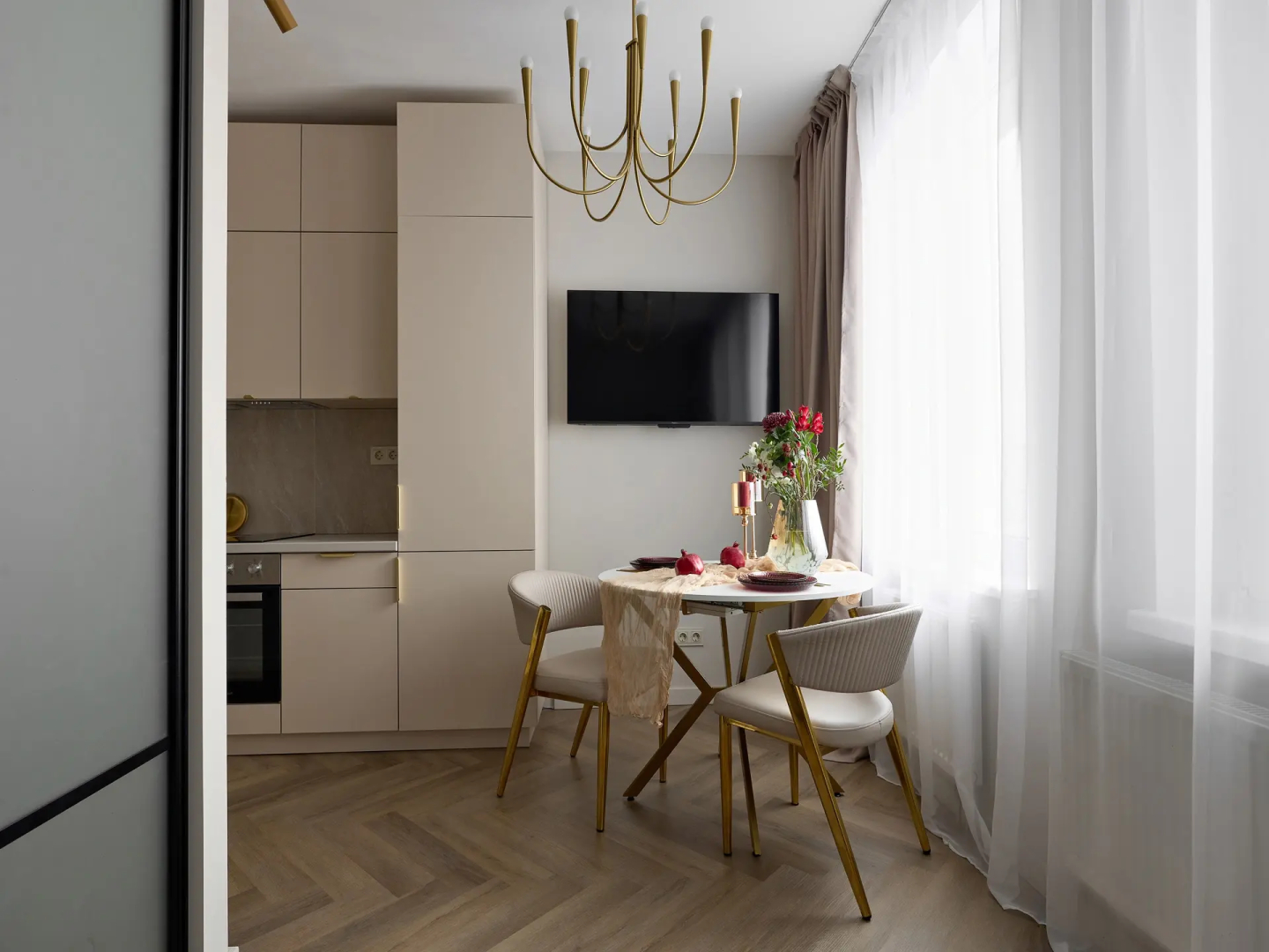 Апартаменты Aristocrat от Apartments & Stories