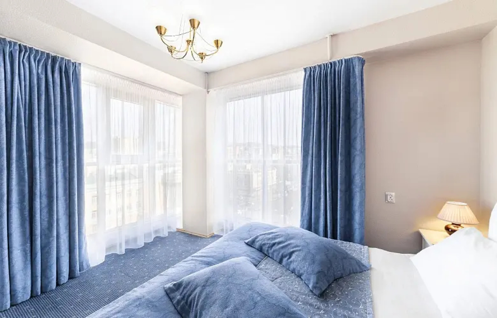 Отель Декабрист на Ленина 93