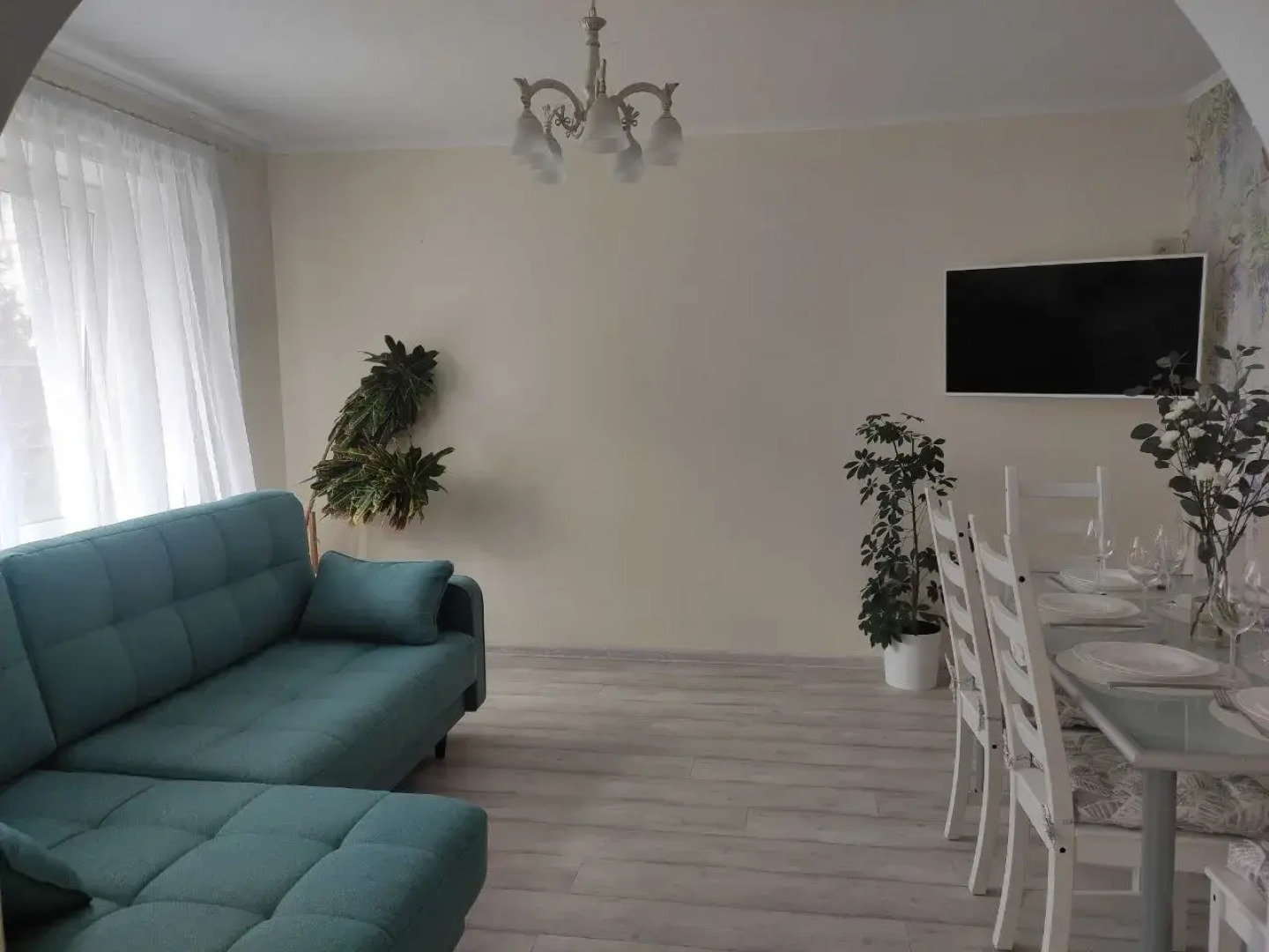 Апартаменты 95 м² - Супер-комфорт у стен Древнейшего монастыря