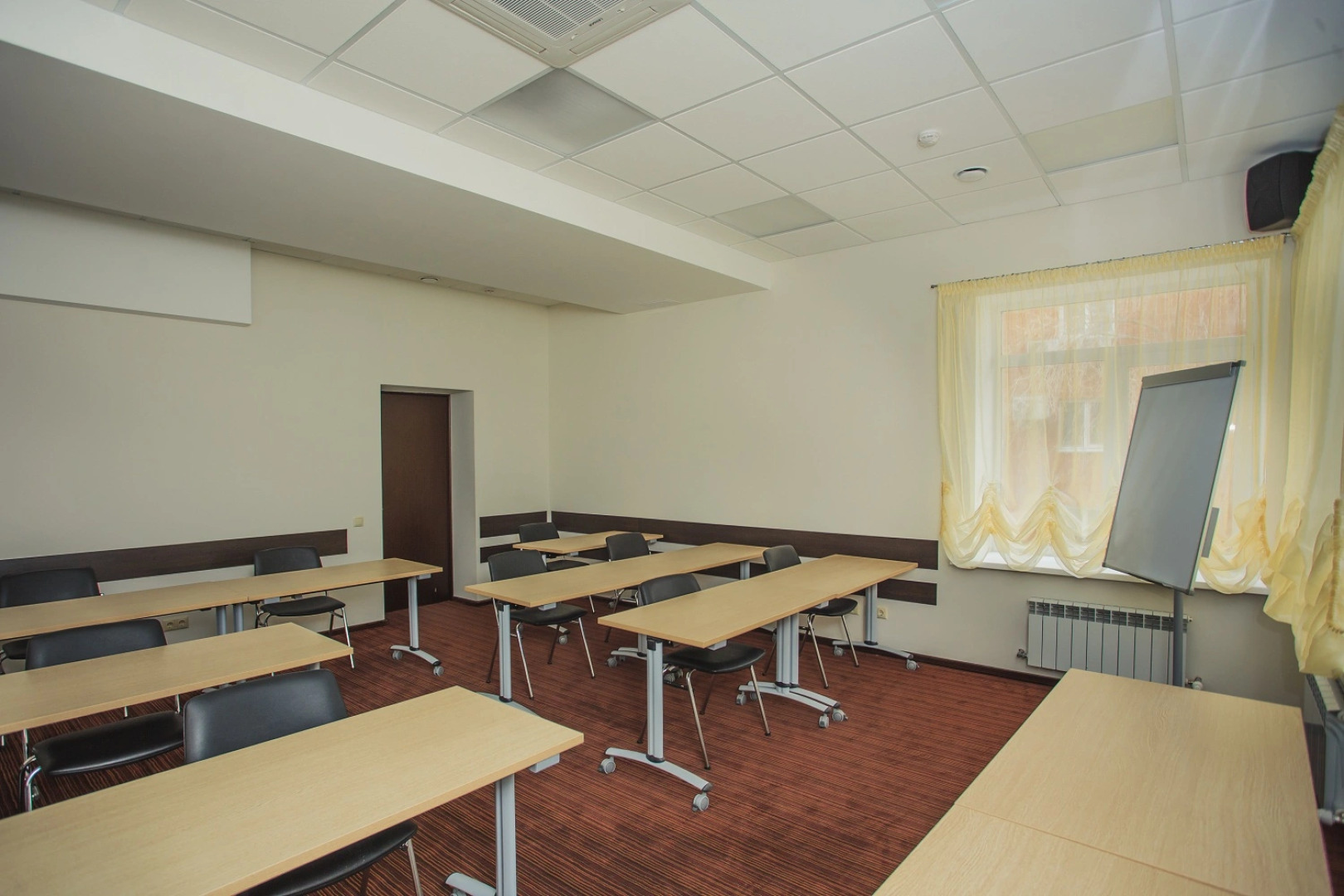 Отель Веструм