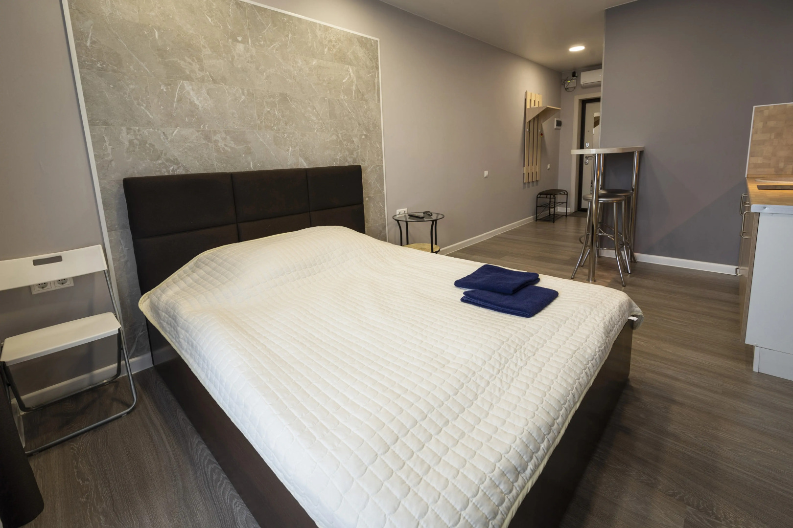 Prince Apartments С194