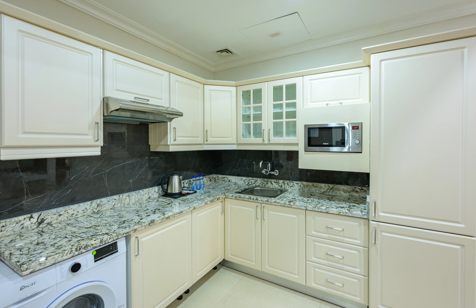 Отель Abraj INN Royal