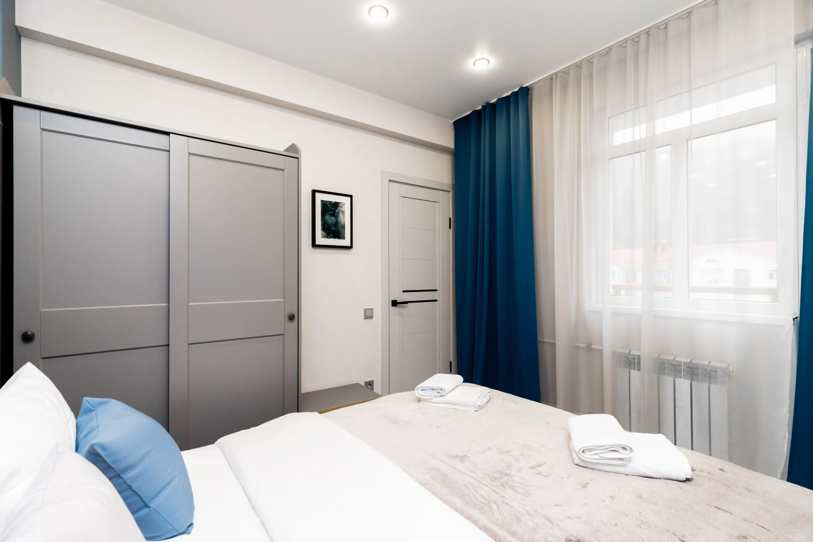 Апартаменты Море Апартаментов на Эстонской 37/3 2