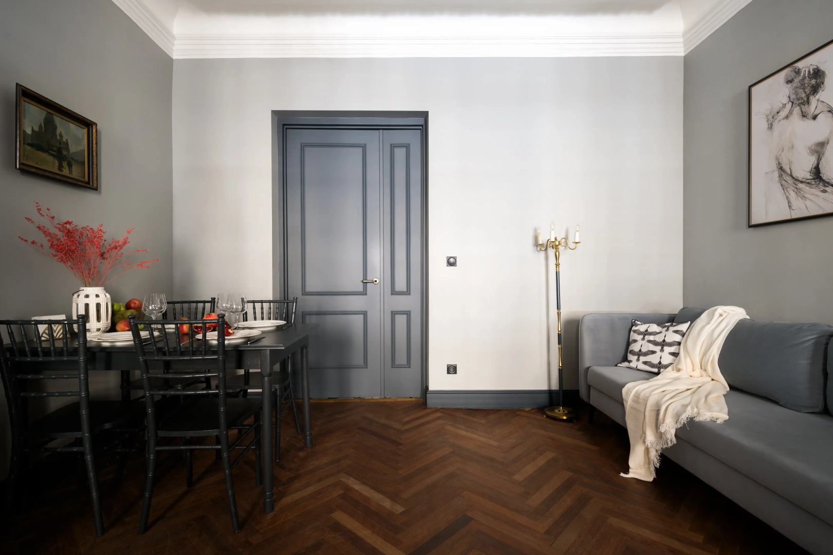 Апартаменты Двухкомнатные с Лепниной